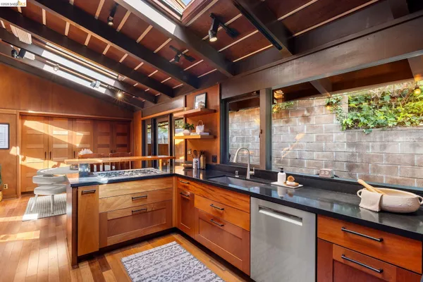 $2,995,000 | 85 El Camino Real, Berkeley, CA 94705