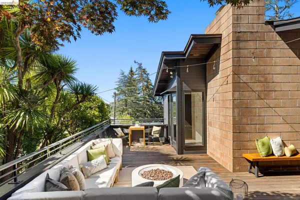 $2,995,000 | 85 El Camino Real, Berkeley, CA 94705