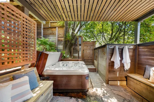 $2,995,000 | 85 El Camino Real, Berkeley, CA 94705