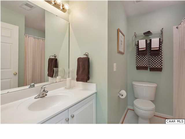 923 Rainier Road Charlottesville, VA 22903 - Photo 17 of 18 Gallery Image 17