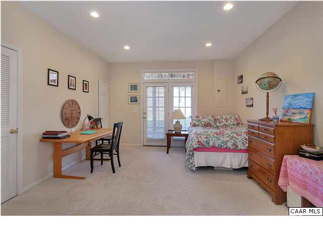 923 Rainier Road Charlottesville, VA 22903 - Photo 9 of 18 Gallery Image 9