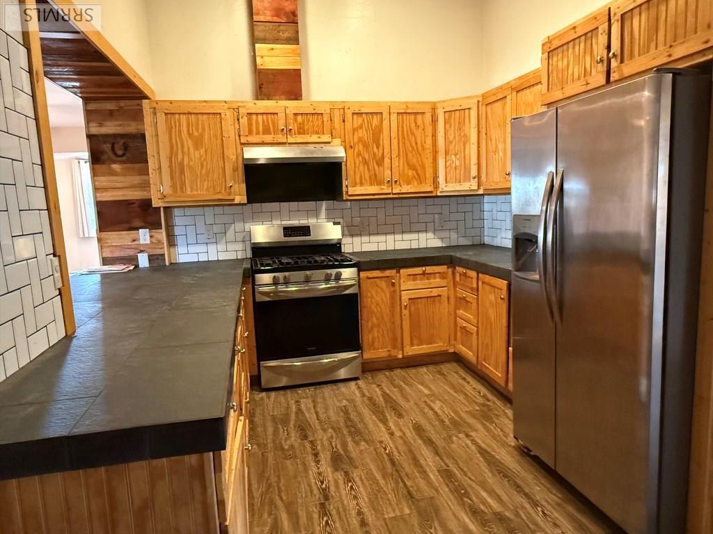 201 North Center Street St. Anthony, ID 83445 - Photo 5 of 27
