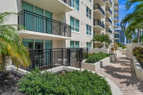 $545,000 | 600 West Las Olas Boulevard, Unit 721N, Fort Lauderdale, FL 33312