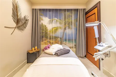 $545,000 | 600 West Las Olas Boulevard, Unit 721N, Fort Lauderdale, FL 33312