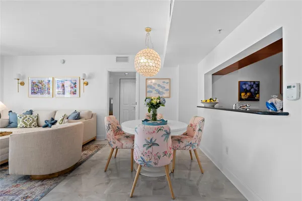 $545,000 | 600 West Las Olas Boulevard, Unit 721N, Fort Lauderdale, FL 33312