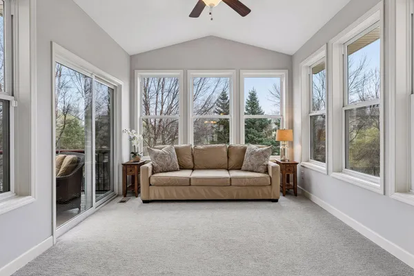 $775,000 | 3319 Ridgestone Way, Woodbury, MN 55129