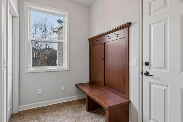 $775,000 | 3319 Ridgestone Way, Woodbury, MN 55129