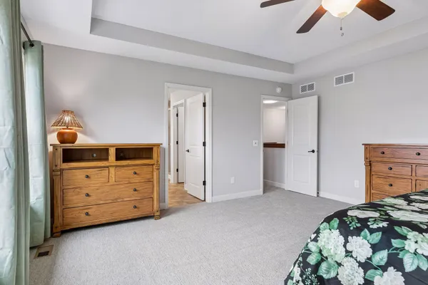 $775,000 | 3319 Ridgestone Way, Woodbury, MN 55129