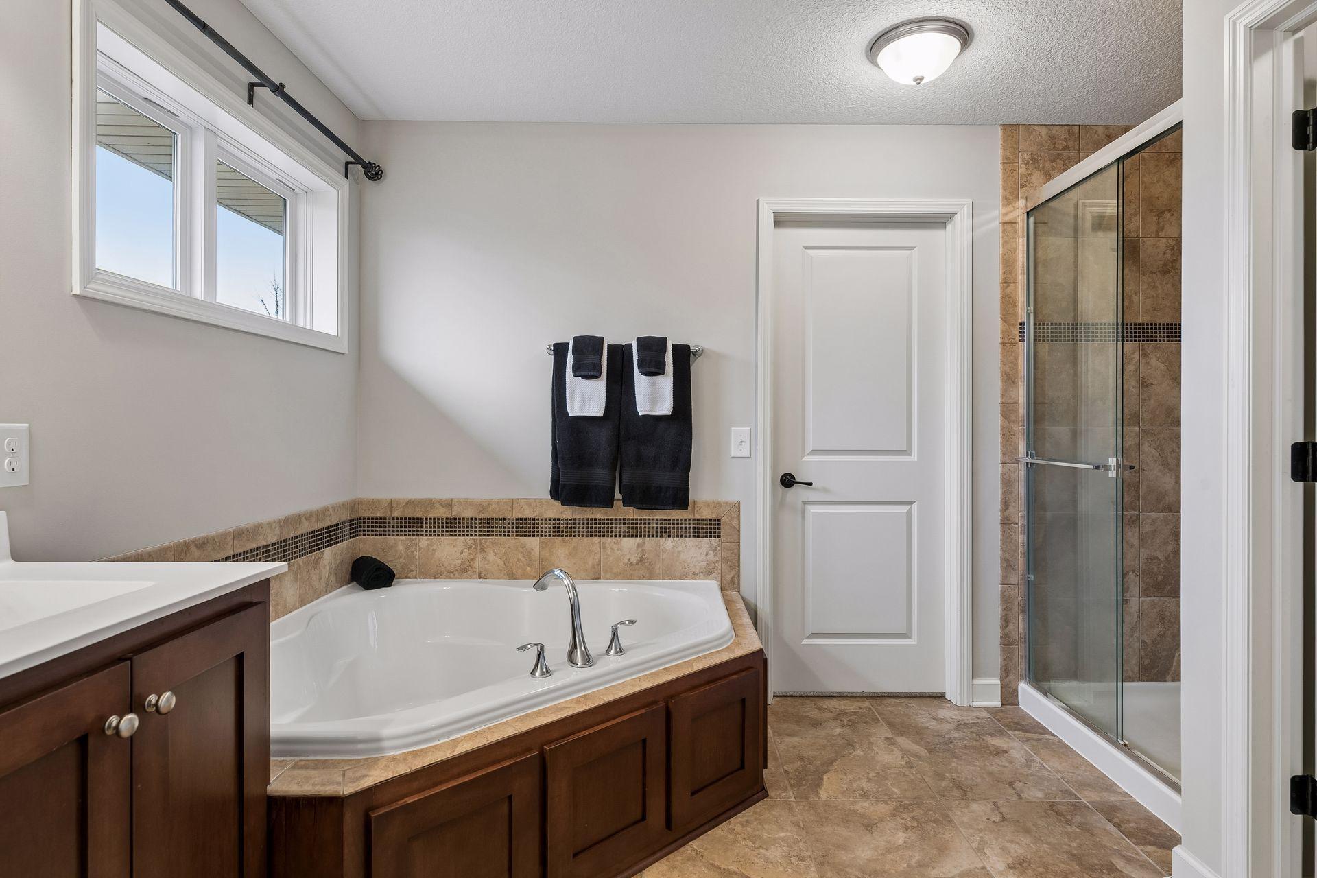 3319 Ridgestone Way Woodbury, MN 55129 - Photo 35 of 64