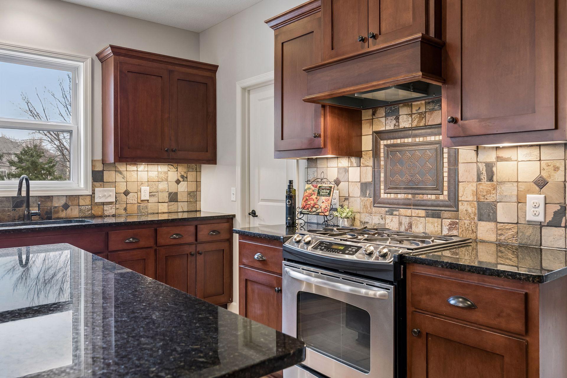 3319 Ridgestone Way Woodbury, MN 55129 - Photo 6 of 64