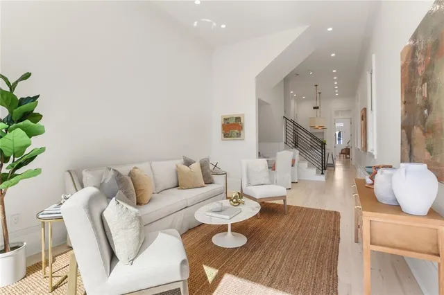 $625,000 | 5224 Magazine Street, Unit 5224, New Orleans, LA 70115