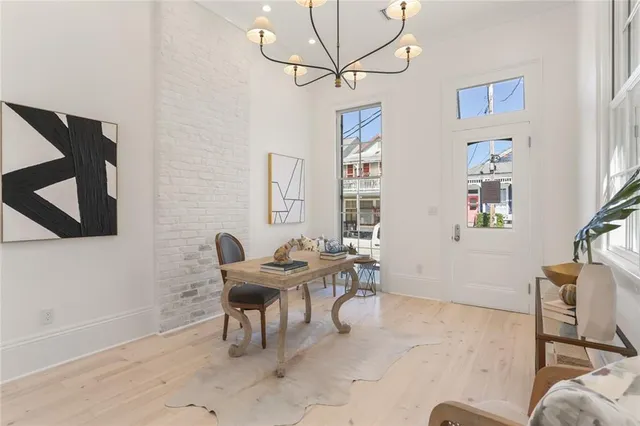 $625,000 | 5224 Magazine Street, Unit 5224, New Orleans, LA 70115