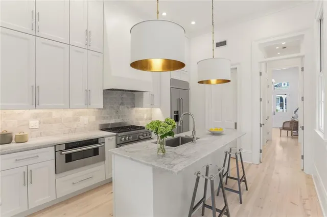 $625,000 | 5224 Magazine Street, Unit 5224, New Orleans, LA 70115