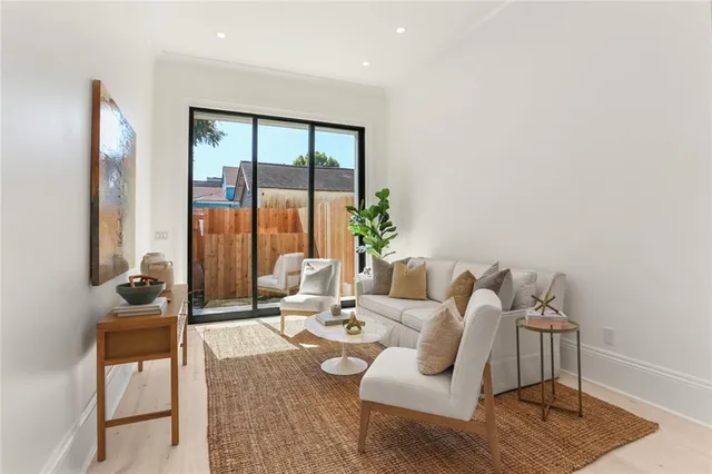 $625,000 | 5224 Magazine Street, Unit 5224, New Orleans, LA 70115