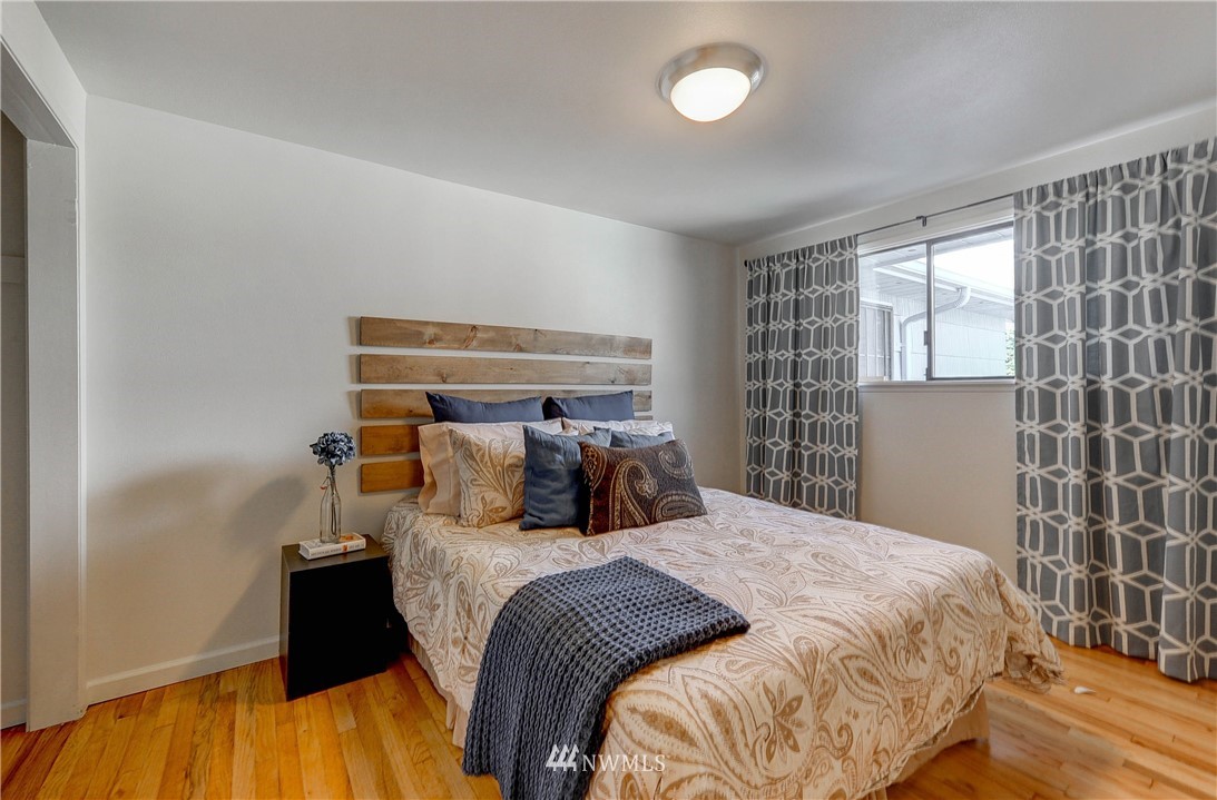 3027 Robin Avenue Bremerton, WA 98310 - Photo 14 of 25 Gallery Image 14