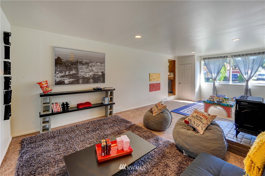 3027 Robin Avenue Bremerton, WA 98310 - Photo 20 of 25 Gallery Image 20