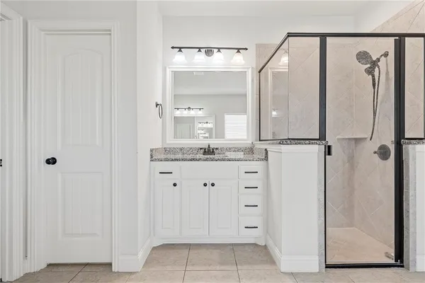 $417,500 | 248 Woodhaven Trail, McGregor, TX 76657