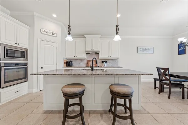 $417,500 | 248 Woodhaven Trail, McGregor, TX 76657