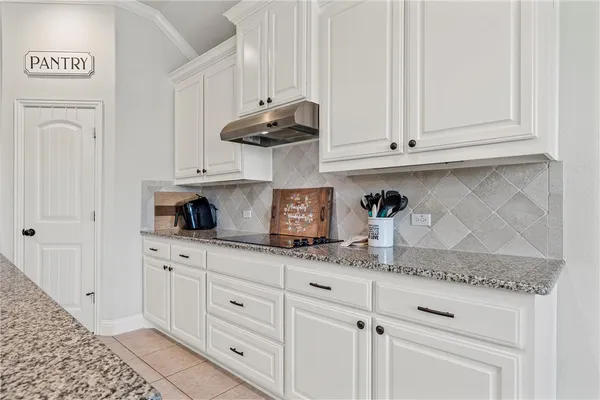 $417,500 | 248 Woodhaven Trail, McGregor, TX 76657