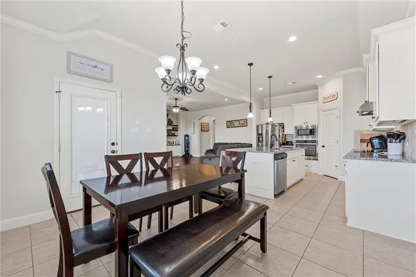 $417,500 | 248 Woodhaven Trail, McGregor, TX 76657