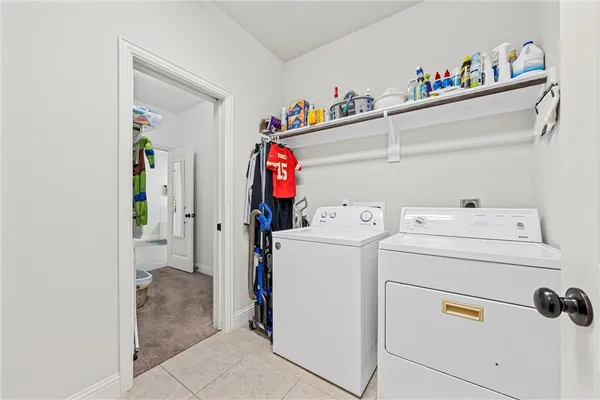 $417,500 | 248 Woodhaven Trail, McGregor, TX 76657