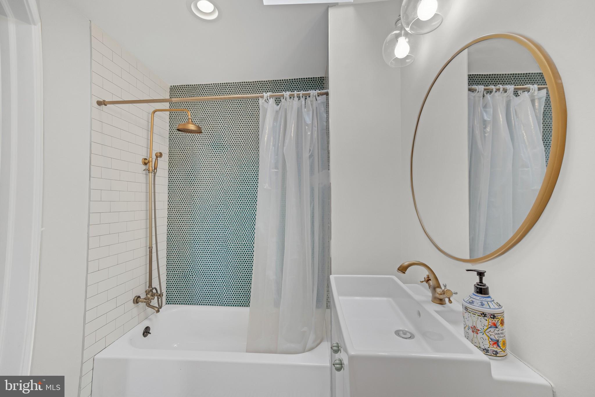 334 Wiota Street Philadelphia, PA 19104 - Photo 18 of 28