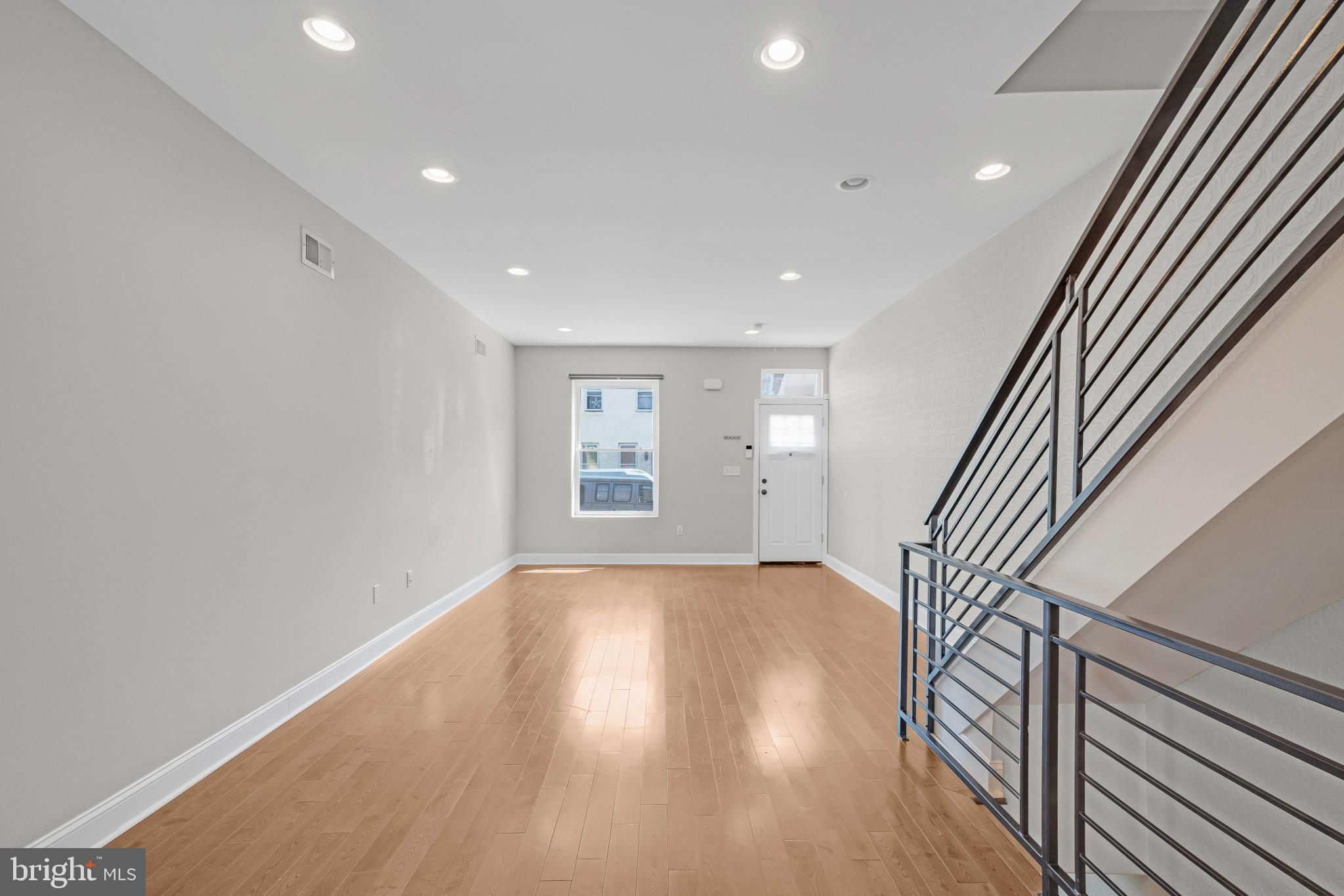 334 Wiota Street Philadelphia, PA 19104 - Photo 5 of 28