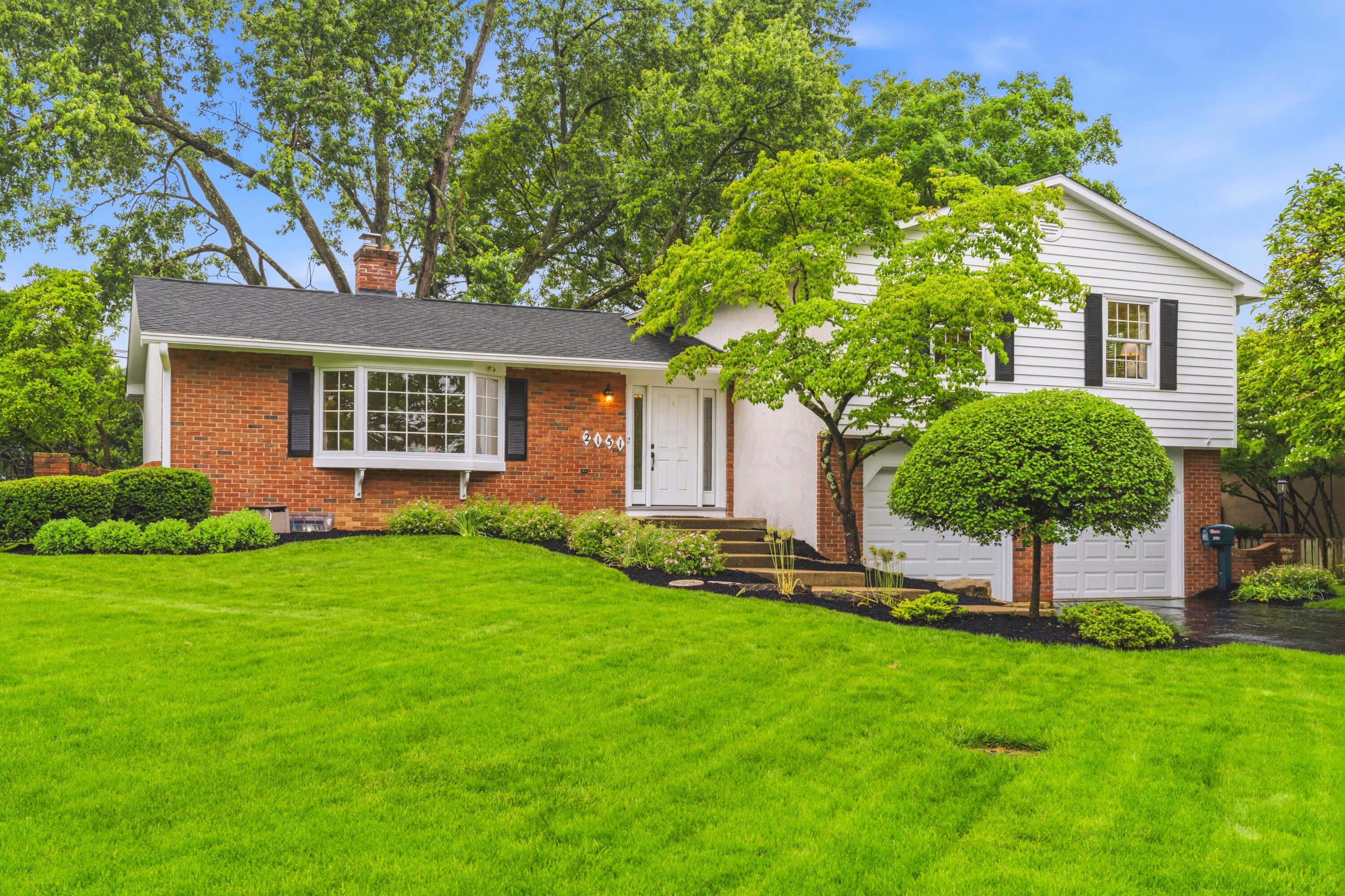 2151 Pinebrook Road Upper Arlington, OH 43220 - Photo 3 of 67