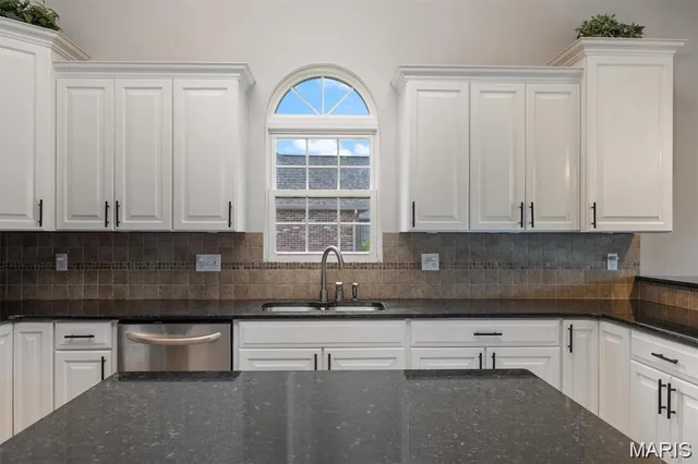 $3,500 | 437 Marbleton Circle, O'Fallon, IL 62269