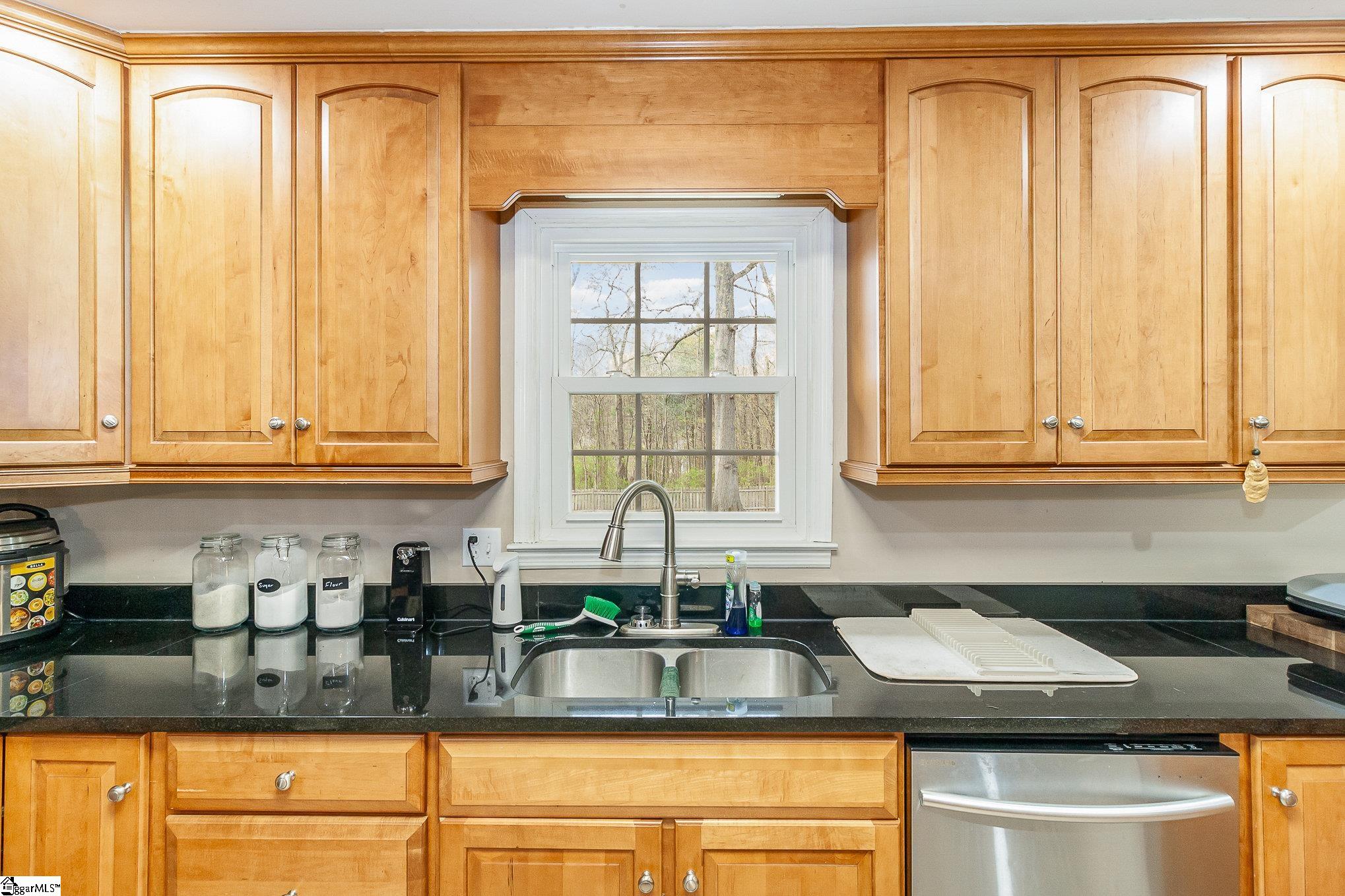 257 State Rd S-30-483 Clinton, SC 29325 - Photo 15 of 30