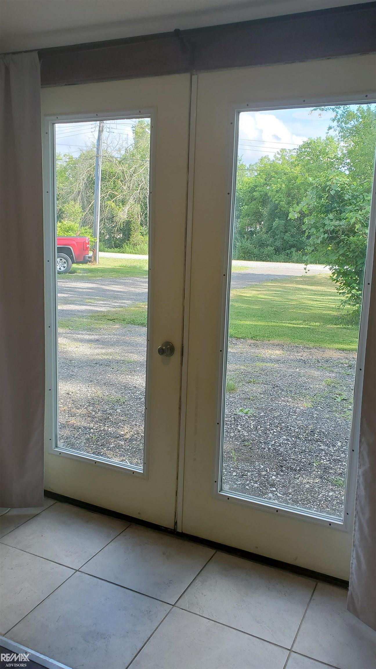 4450 Wall Road Port Huron, MI 48060 - Photo 16 of 45