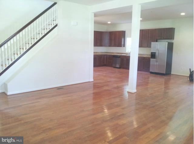4201 Ridgewood Avenue Baltimore, MD 21215 - Photo 1 of 27 Living Room