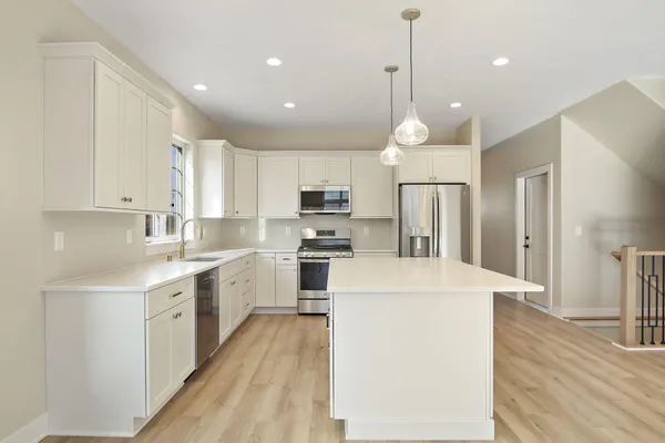 $747,500 | 4703 98th Street, Pleasant Prairie, WI 53158