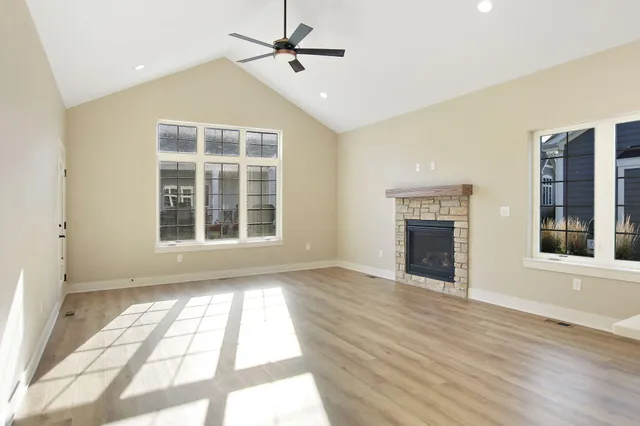 $747,500 | 4703 98th Street, Pleasant Prairie, WI 53158