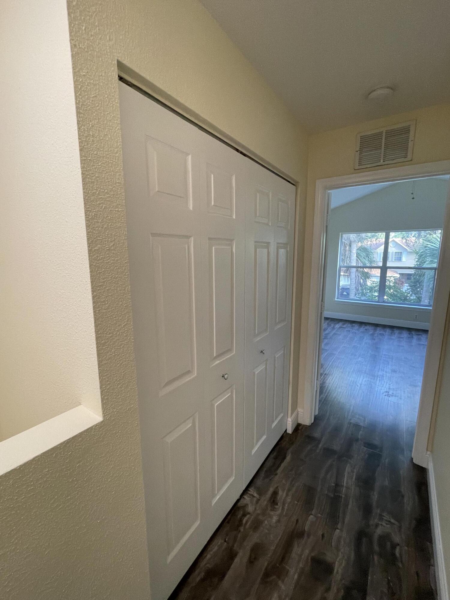 1021 Woodfield Road Greenacres, FL 33415 - Photo 25 of 32 IMG-8819