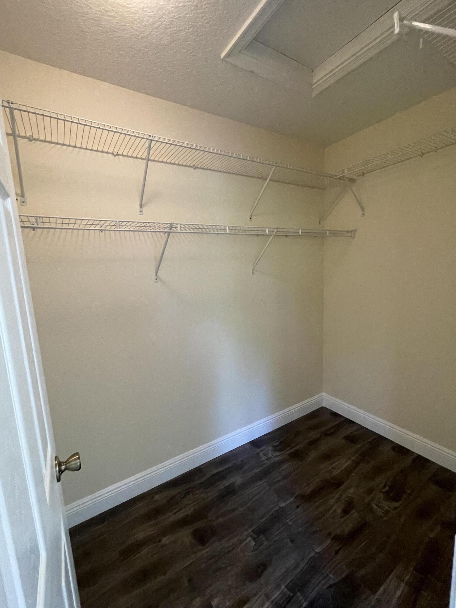 1021 Woodfield Road Greenacres, FL 33415 - Photo 27 of 32 IMG-8822