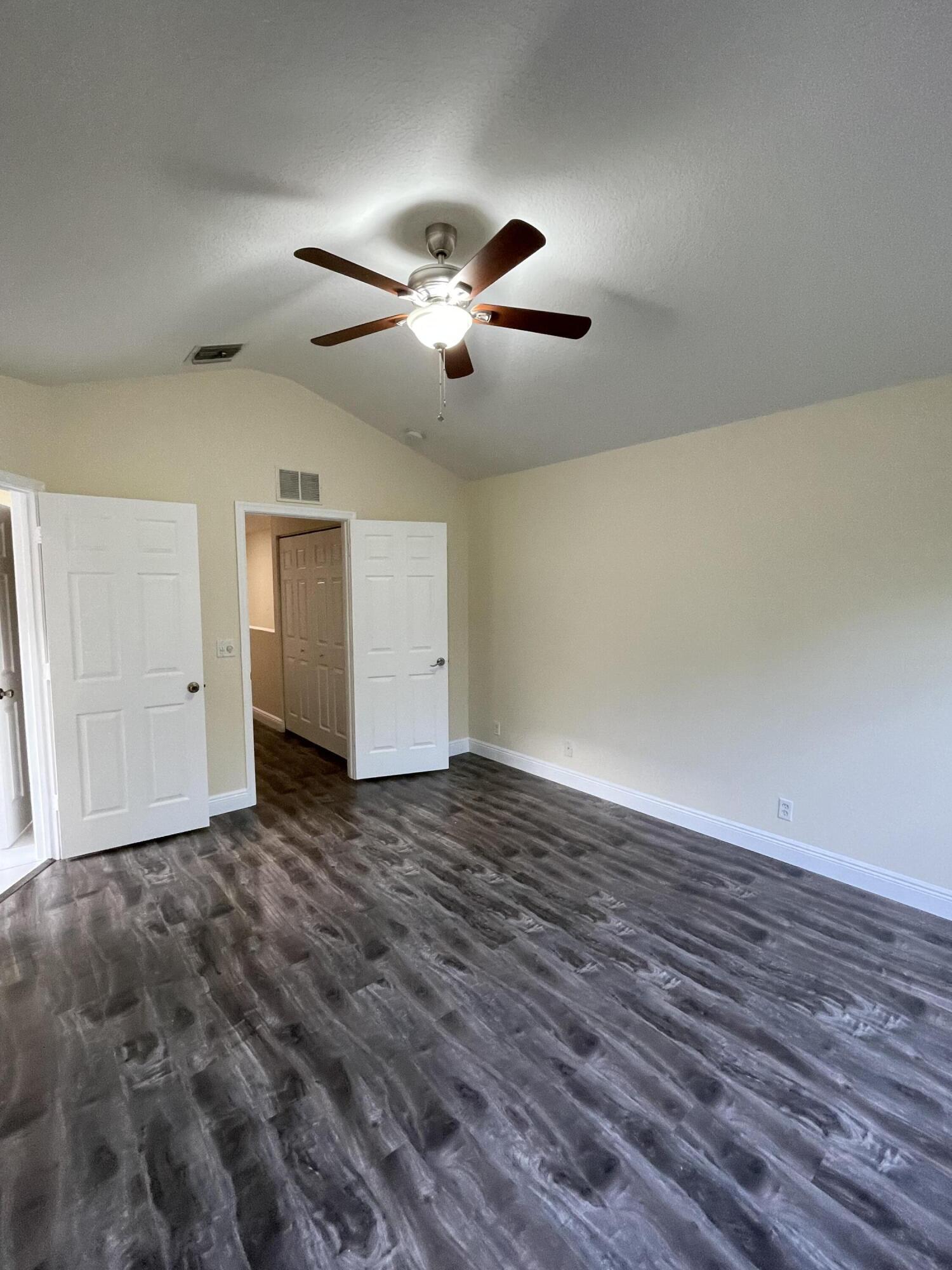 1021 Woodfield Road Greenacres, FL 33415 - Photo 28 of 32 IMG-8823