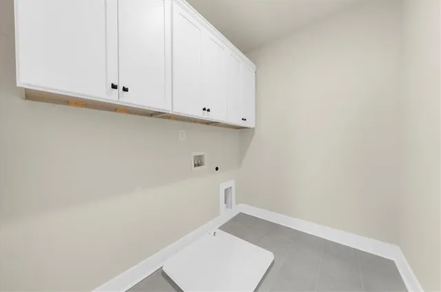 $499,900 | 5559 Overview Drive, Flowery Branch, GA 30542