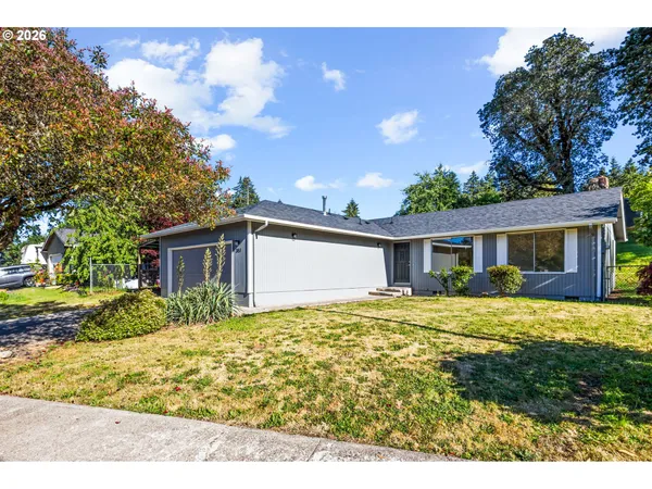 $329,900 | 361 West Pine Street, Sweet Home, OR 97386