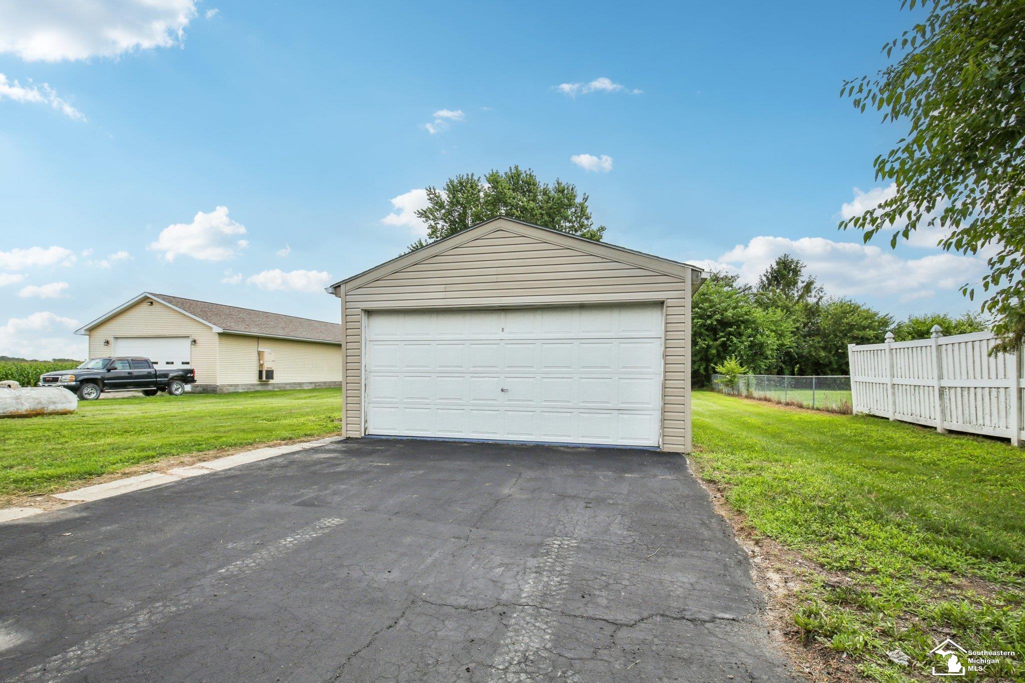 5571 Zink Road Maybee, MI 48159 - Photo 18 of 31