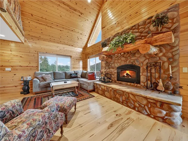 $649,500 | 797 East Aspen Meadow Drive, Mammoth Creek, UT 84735