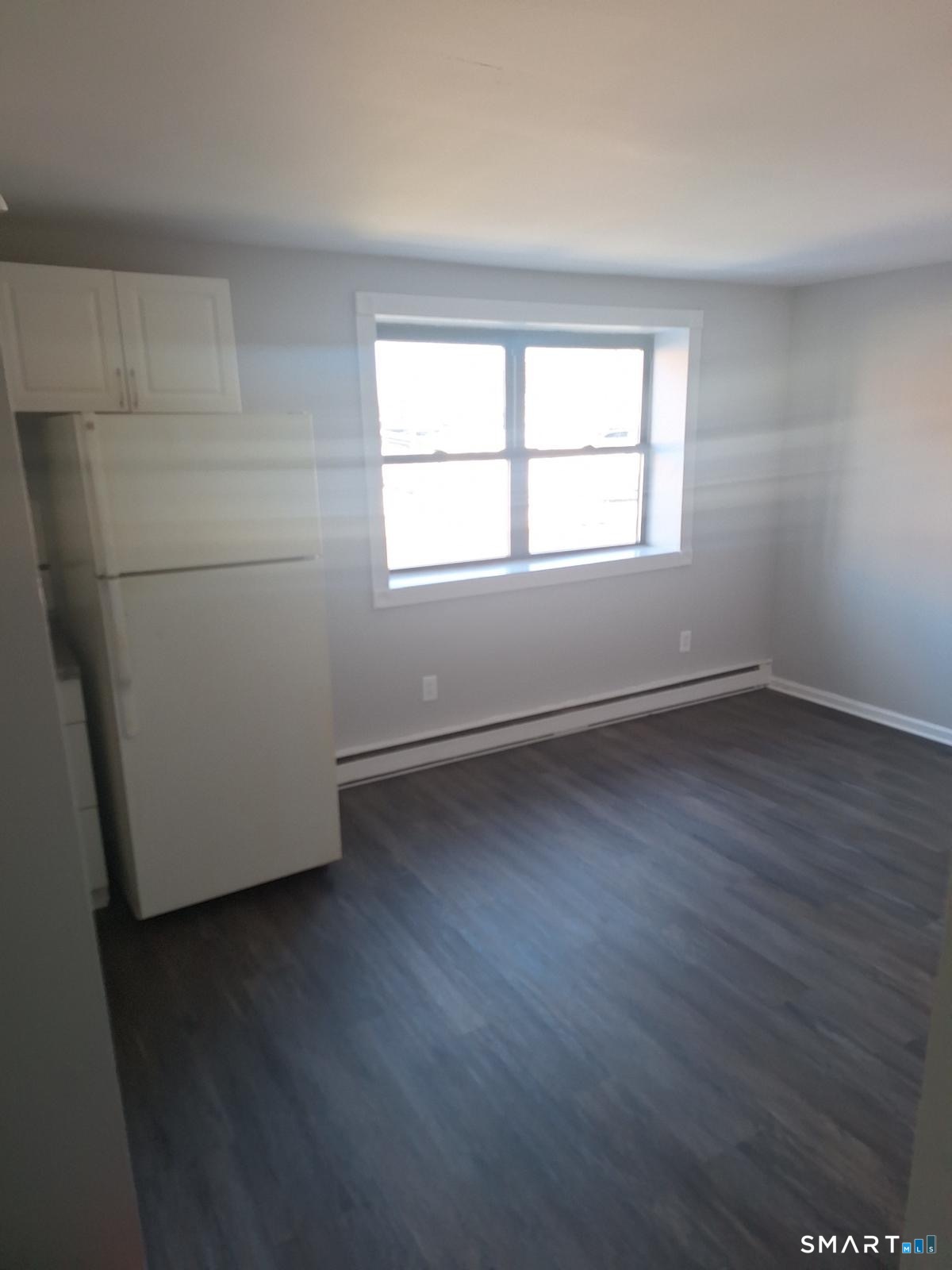 217 Hollister Avenue, Unit C6 Bridgeport, CT 06607 - Photo 4 of 4