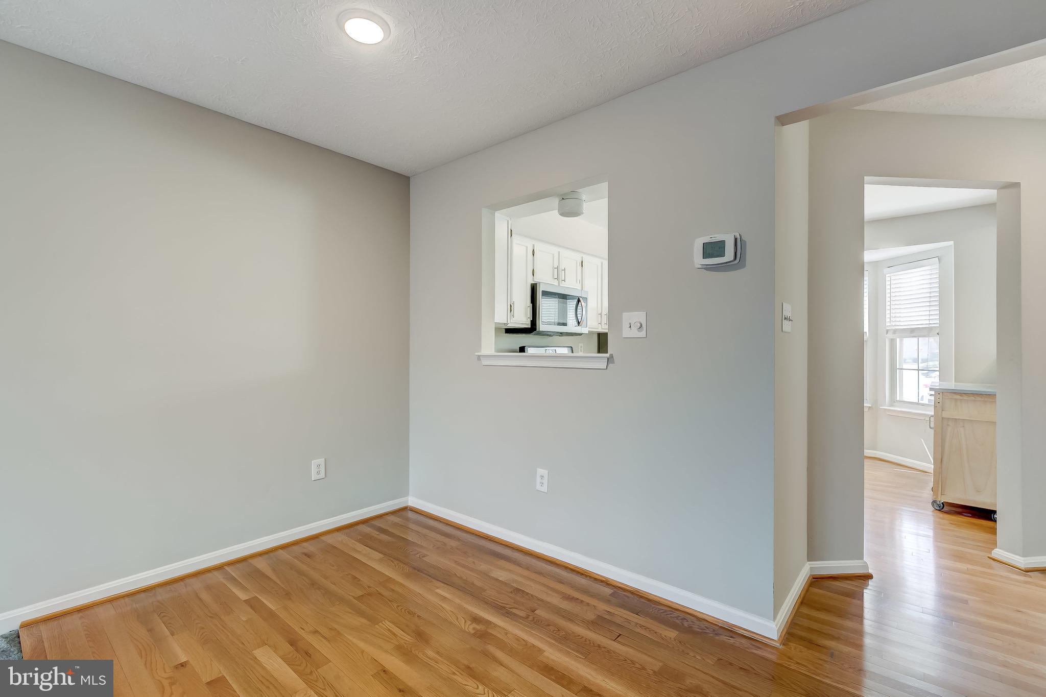 324 White Rocks Court Pasadena, MD 21122 - Photo 11 of 39 Dining Room