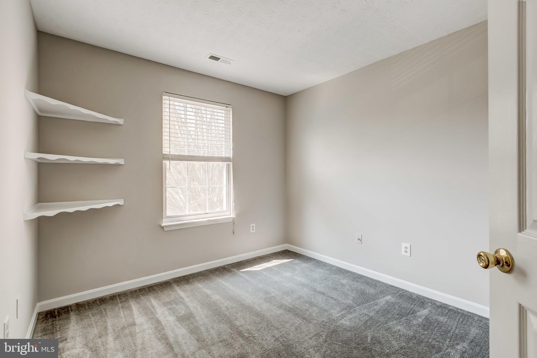 324 White Rocks Court Pasadena, MD 21122 - Photo 13 of 39 Bedroom #1