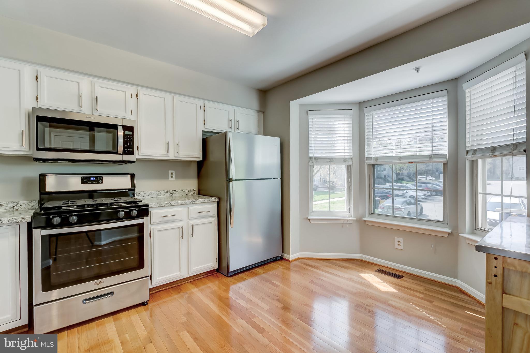 324 White Rocks Court Pasadena, MD 21122 - Photo 3 of 39 New Appliances