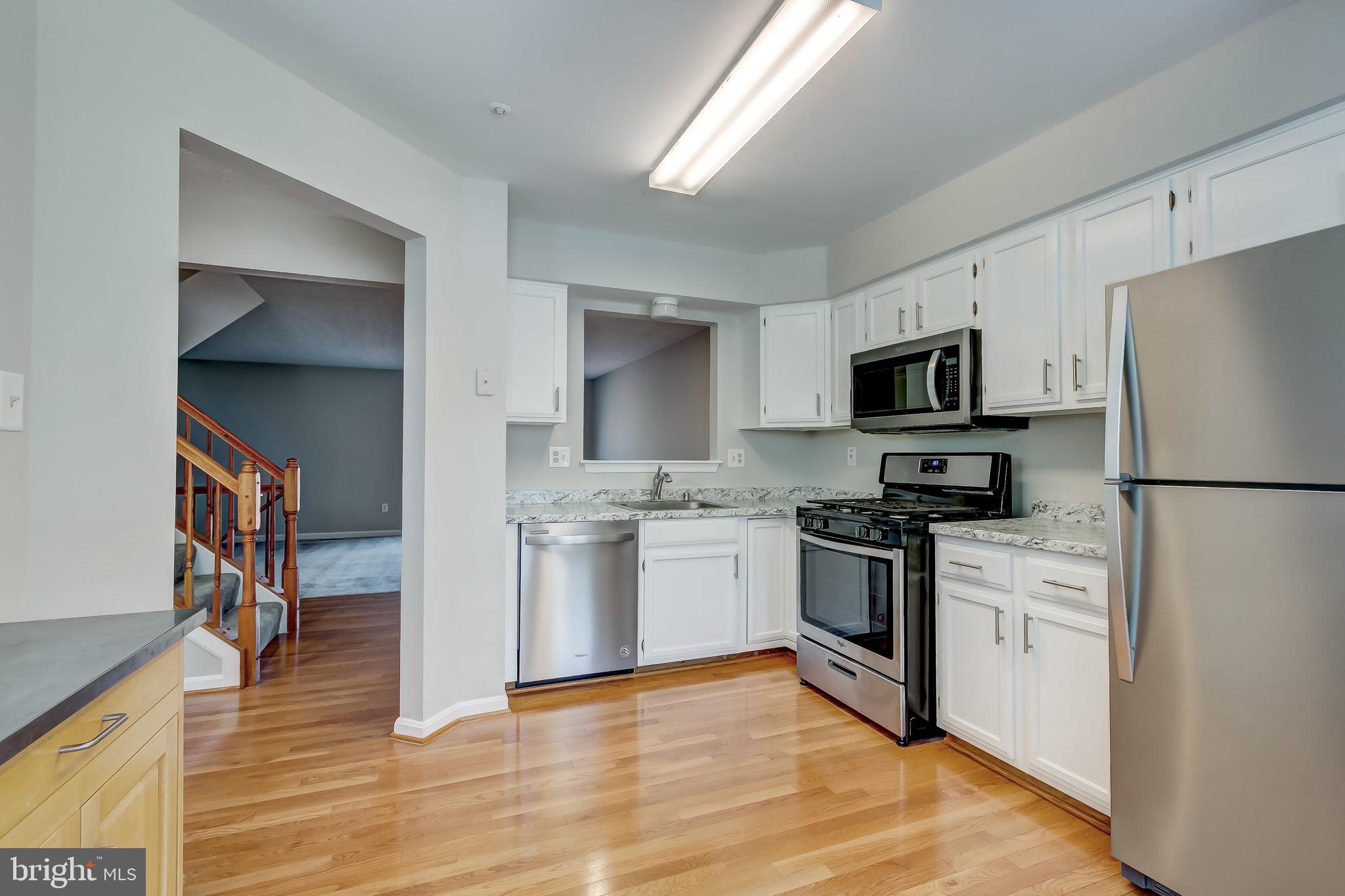 324 White Rocks Court Pasadena, MD 21122 - Photo 4 of 39 Room for a Small Table