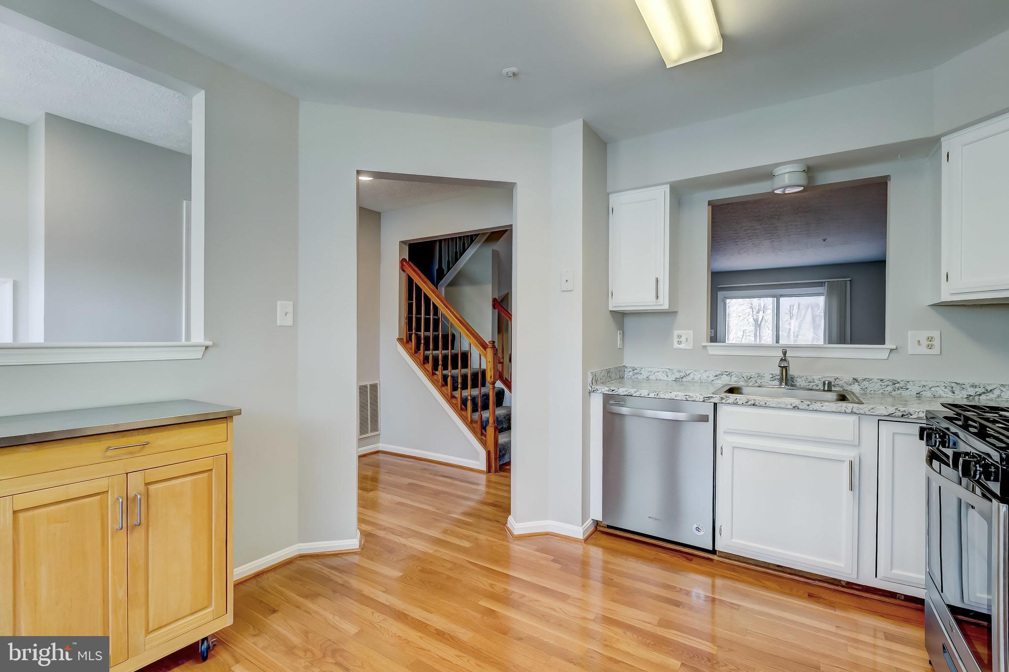 324 White Rocks Court Pasadena, MD 21122 - Photo 6 of 39 New Counters