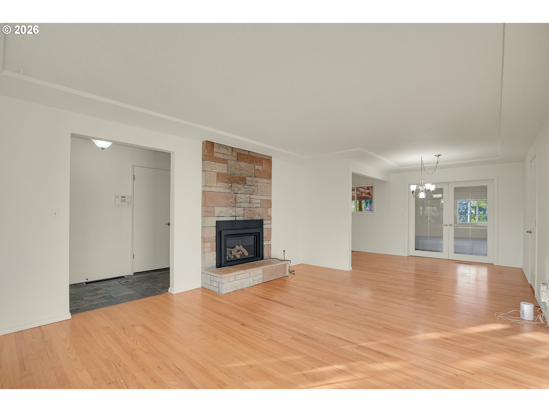 18601 Southeast Clinton Street Gresham, OR 97030 - Photo 4 of 46