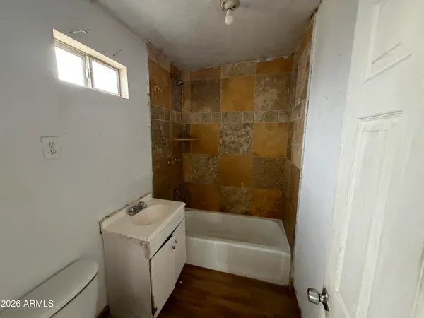 $389,000 | 2201 West Coolidge Street, Phoenix, AZ 85015