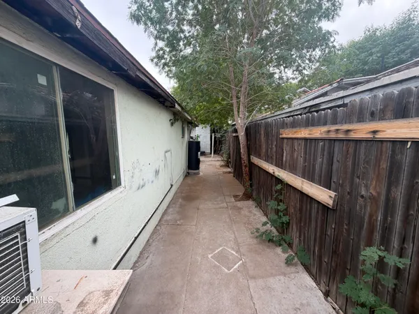 $389,000 | 2201 West Coolidge Street, Phoenix, AZ 85015